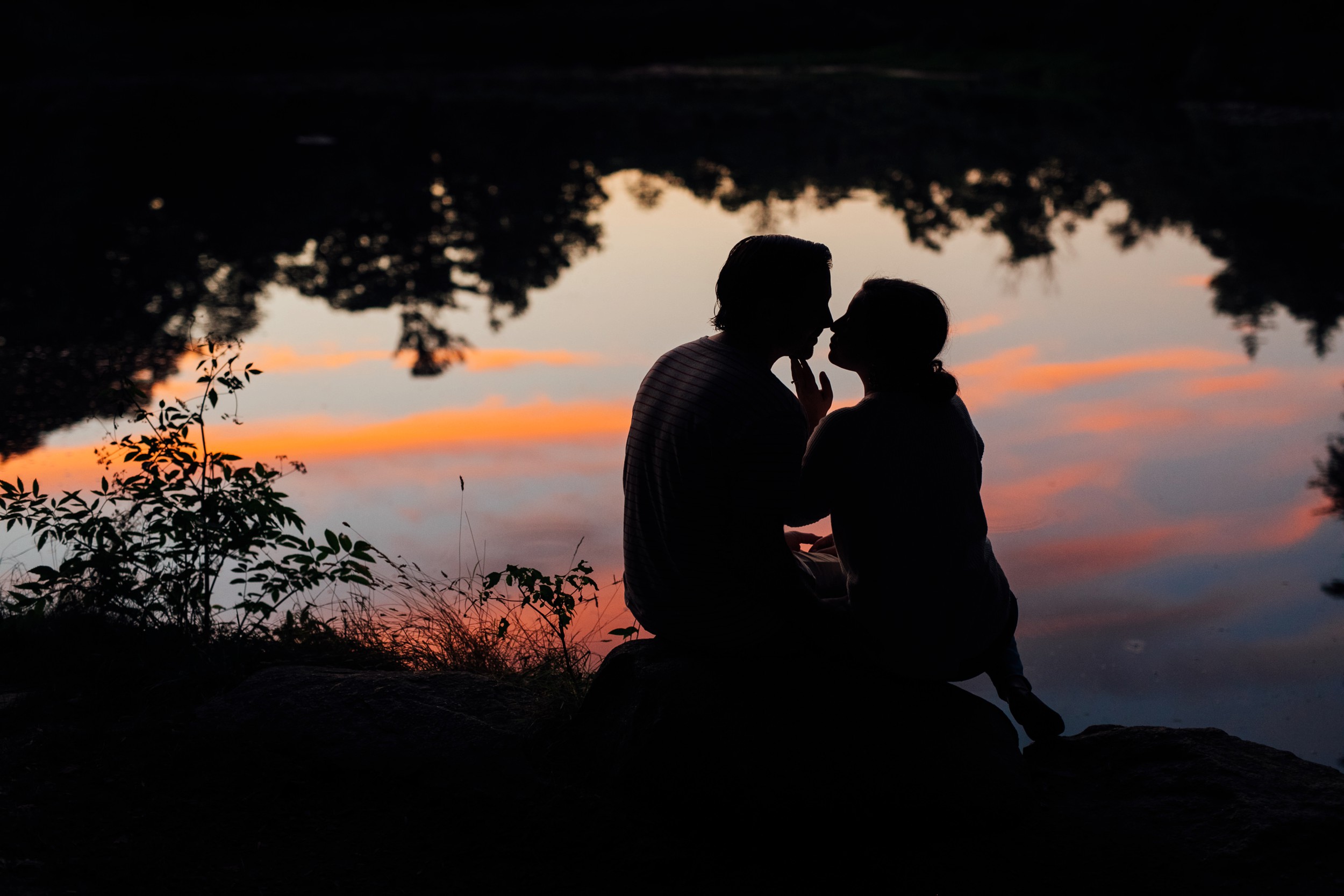 colorful wedding photographer